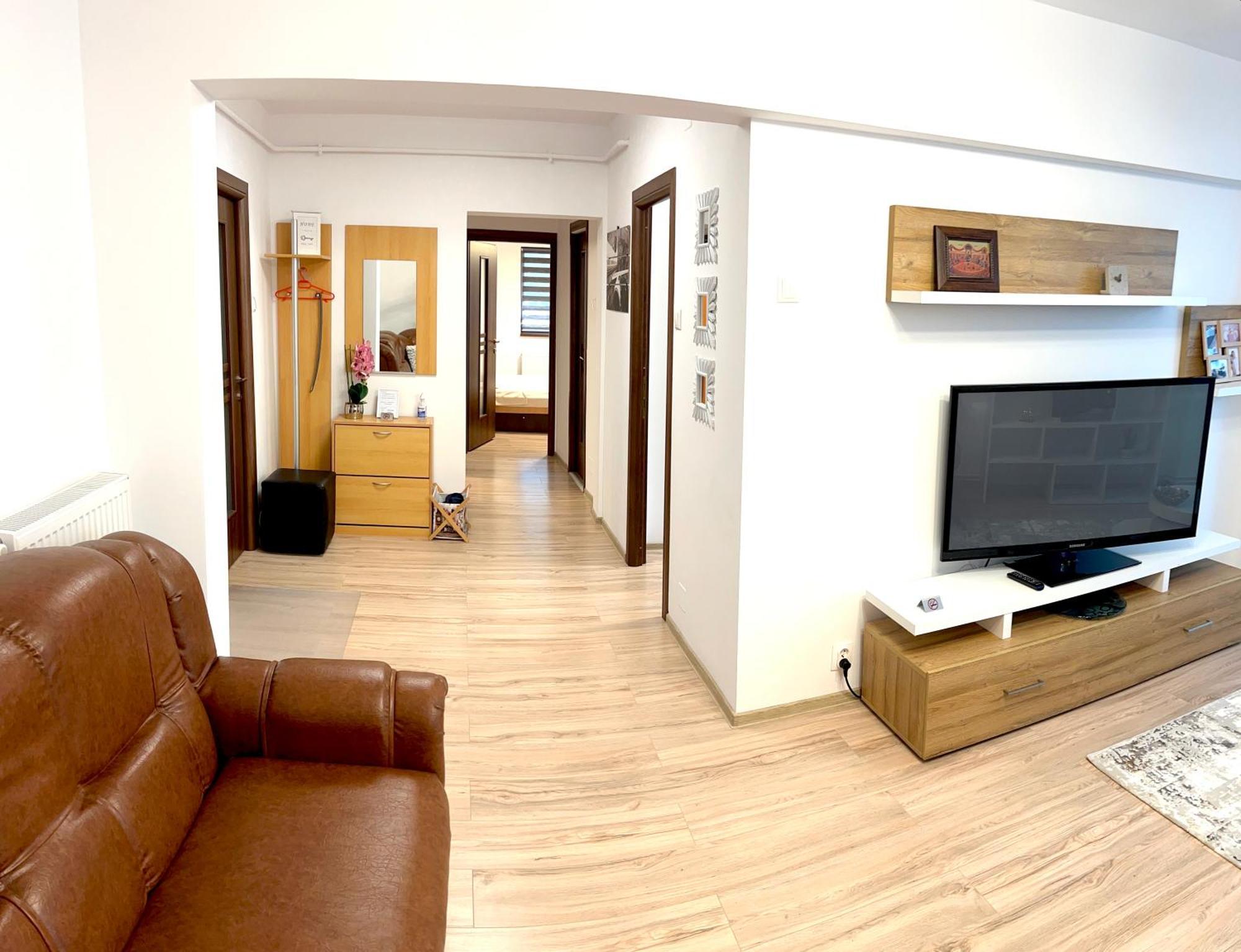 Cristal Boutique 1 - Confort, Spatios, Linistit, Zona De Interes *